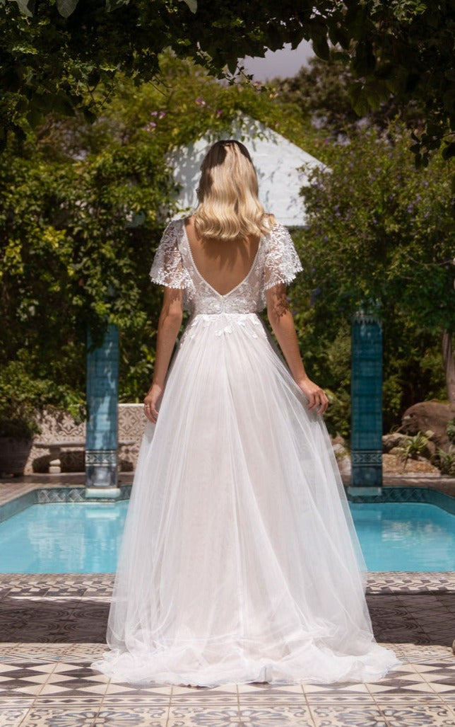 IRIS DRESS WITH SLEEVES